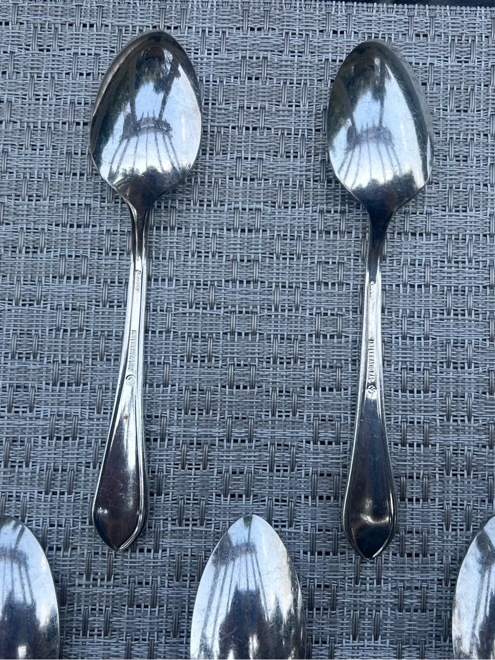 Vintage International Silverplate MCM “Manhattan” – 8 Tsp – Mid-Century Modern